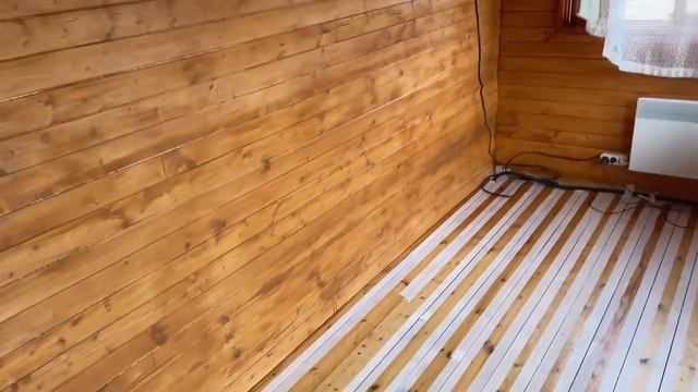 Шпаклевание щелей в деревянных полах