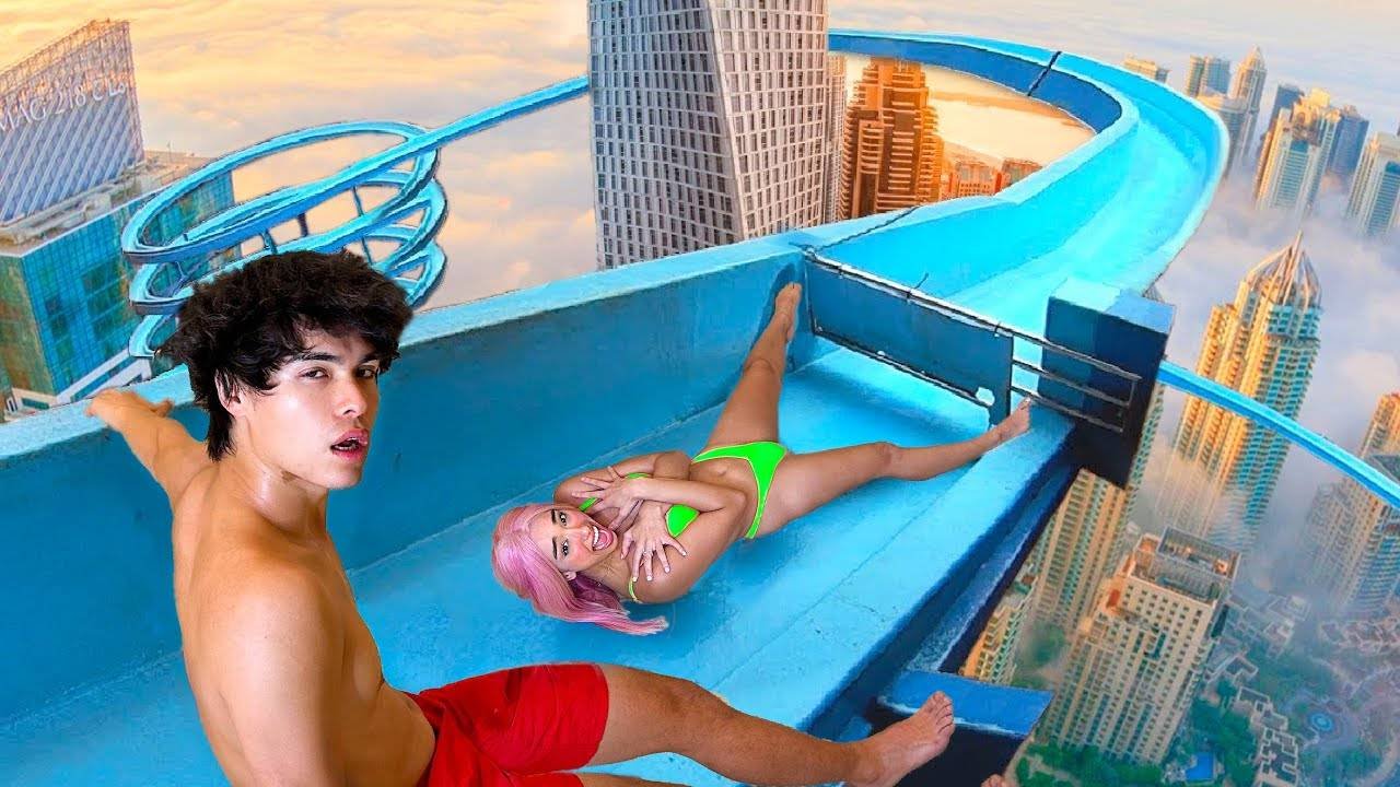 Последний Кто Покинет Аквапарк Получит $100,000 (Близнецы Стокс | Stokes Twins)