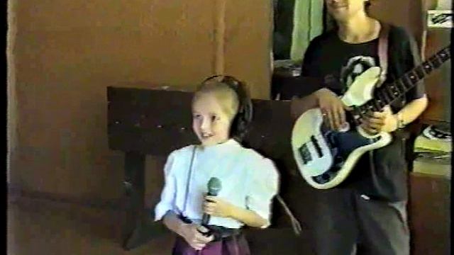 Репитиция Насти Белановой в студии !!15: 07:1994