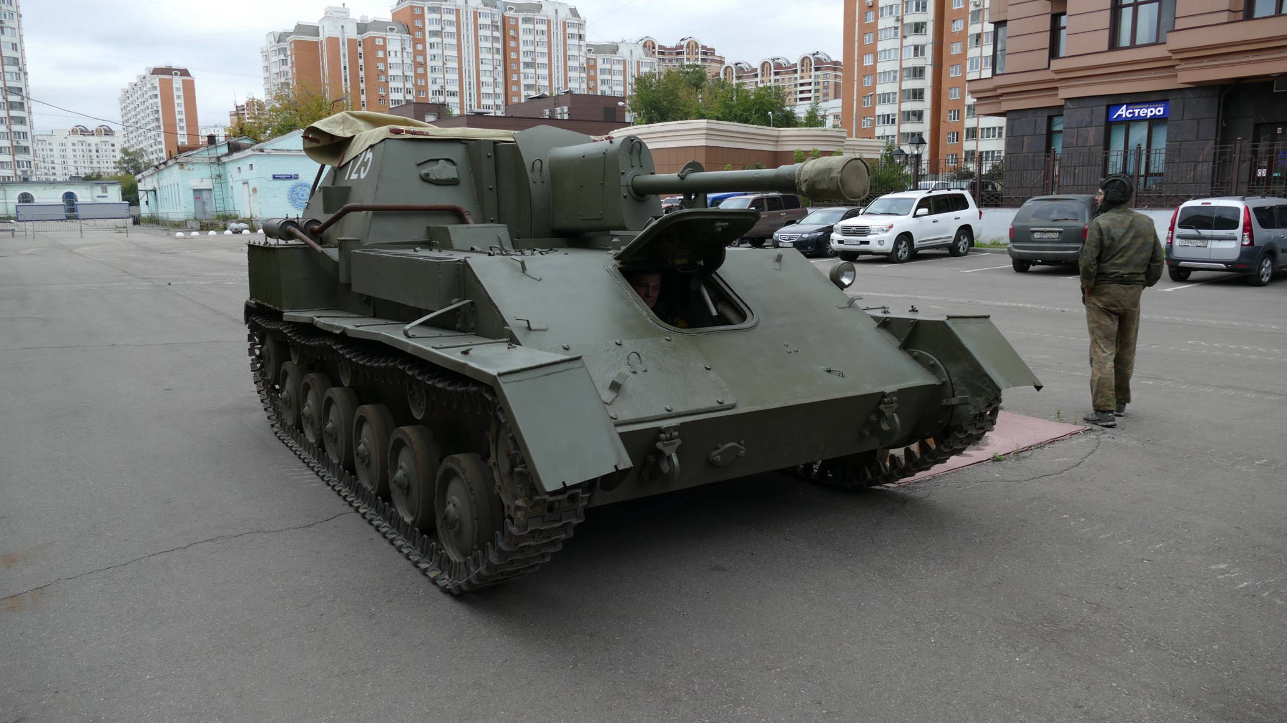 Самоходная установка СУ-76М, выставка "Моторы Войны", сентябрь 2023