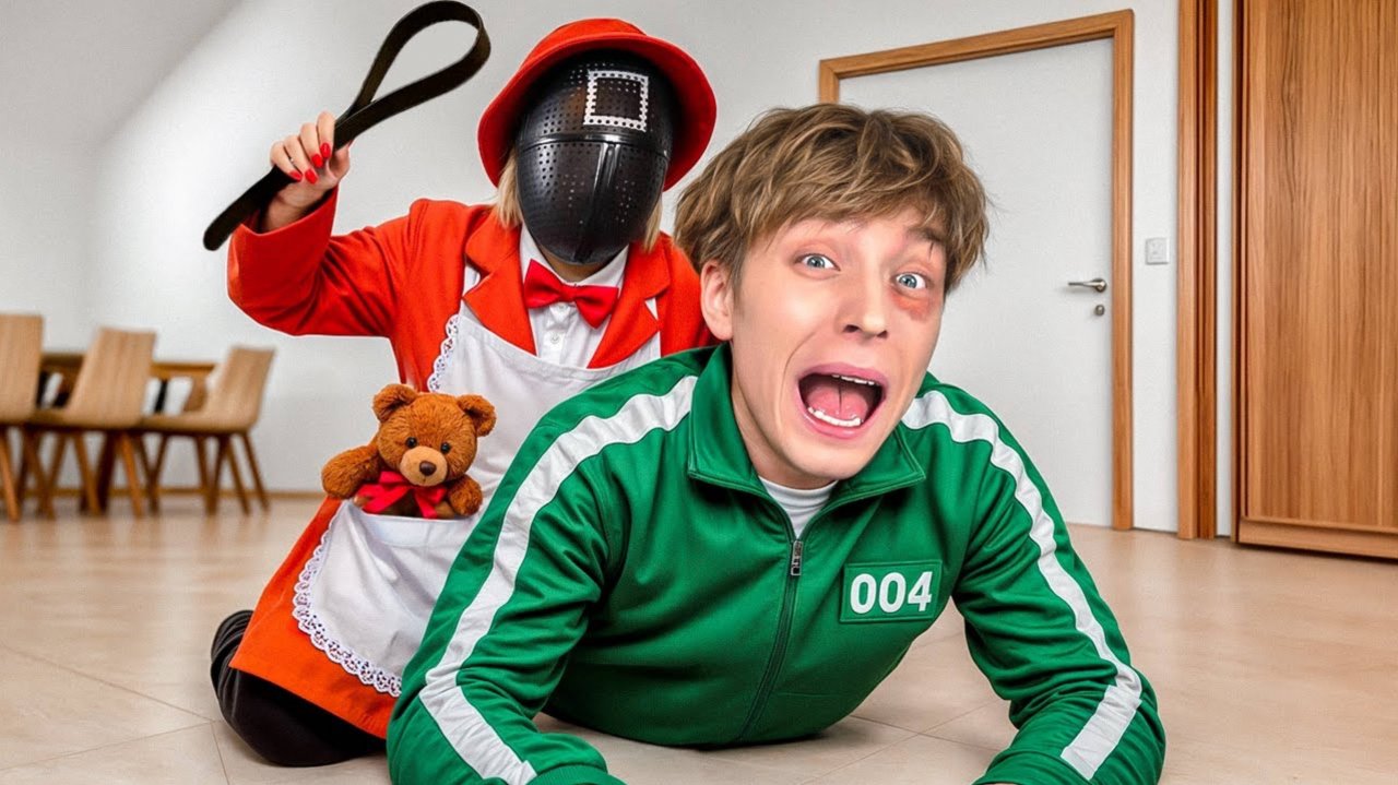НЯНЯ из ИГРЫ в Кальмара Хочет НАС Убить !