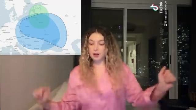 ХОЧУ ЗНАТЬ КТО Я...
Настя Джексон.