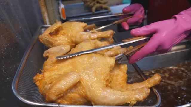 Топ-5 вкуснейших уличных блюд корейских бабушек