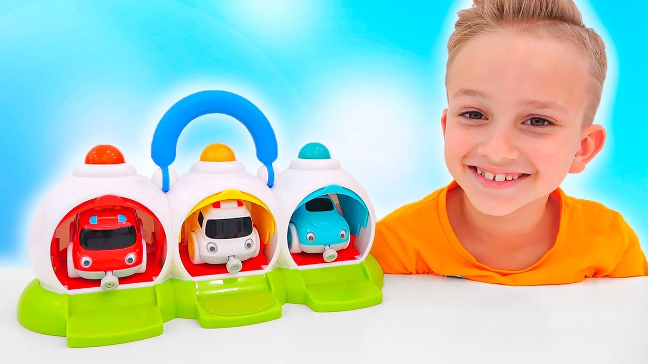 Влад и Ники играют с игрушками - Веселые истории для детей!