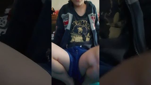 Играю в компьютер. с креслом ура-ура
