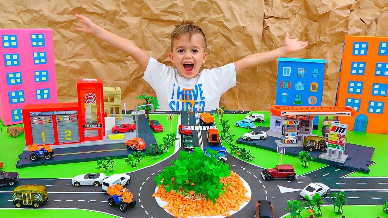 Влад и Ники играют с детскими машинками и строят Matchbox City! Веселое видео для детей!