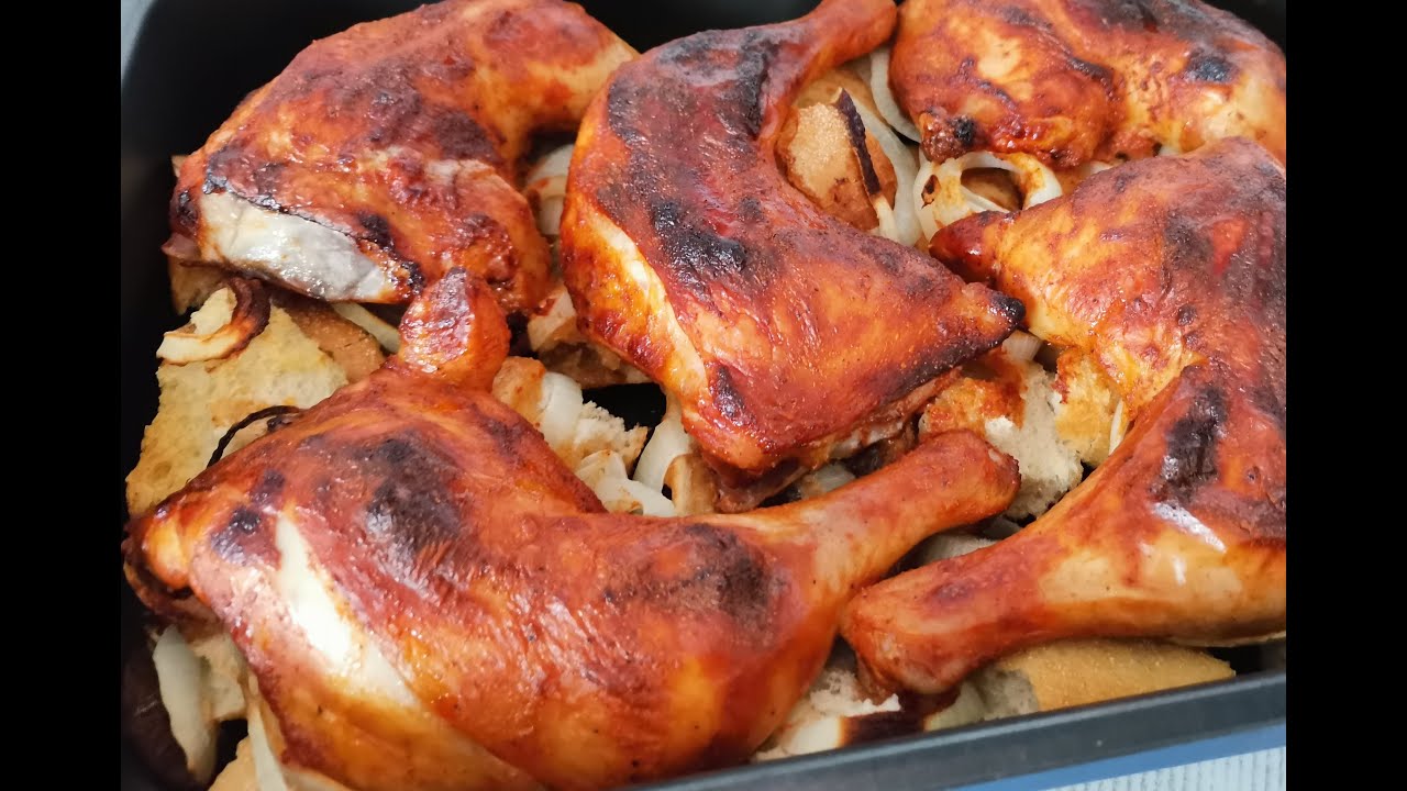 ВСЕГО 3 ПРОДУКТА, ОКОРОЧКА, БАТОН И ЛУК! Сочные окорочка на подушке из батона и лука! Сочная курица.