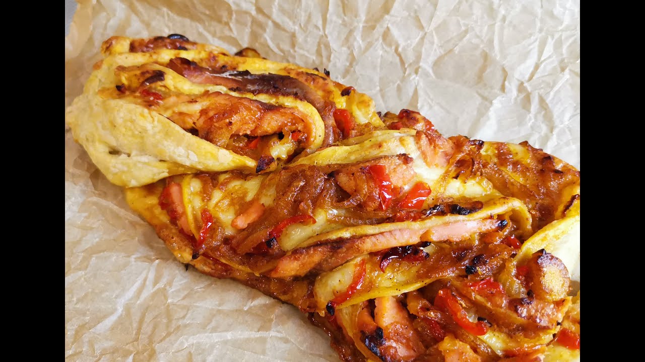 РЫБНЫЙ ПИРОГ ИЗ ПРОСТЫХ ПРОДУКТОВ! Рыбная коса с овощами и сыром! Простой пирог из слоеного теста.