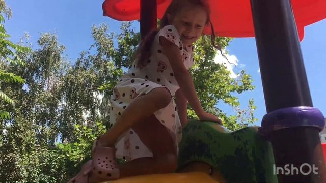 Детская площадка Игры с детьми на площадке
