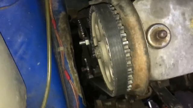 Сползает и жрет ремень ГРМ ваз 2109 8кл/ В чем причина?