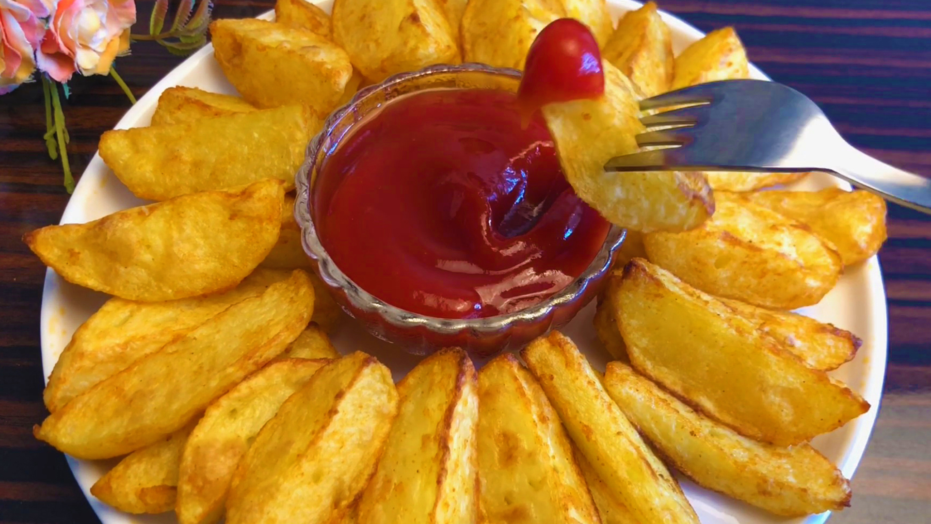 Как приготовить картошку в духовке вкусно Запеченная картошка по деревенски