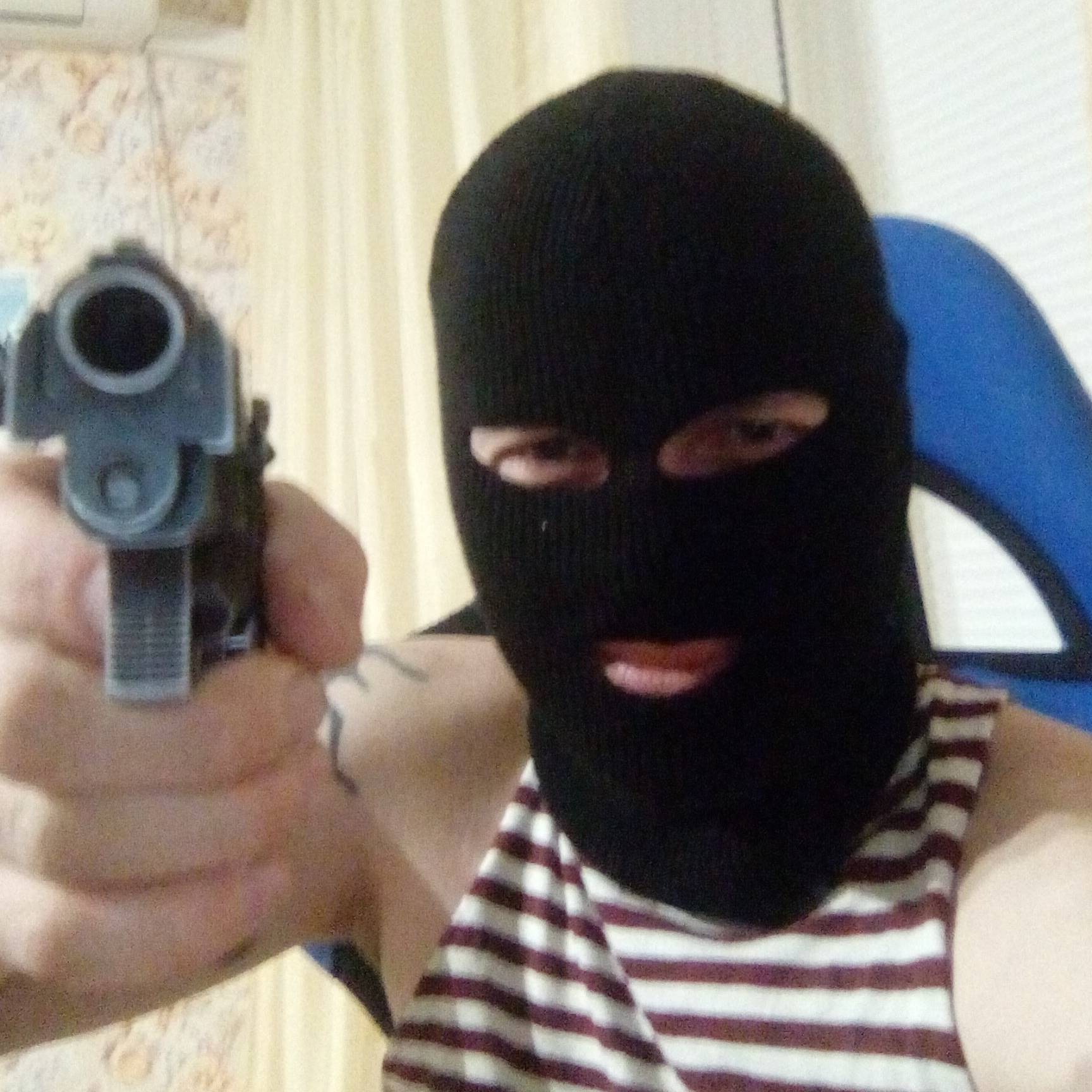 макс на фото я