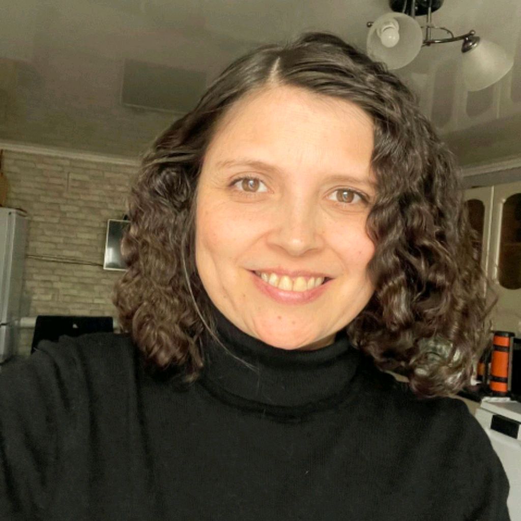 Елена Карымова