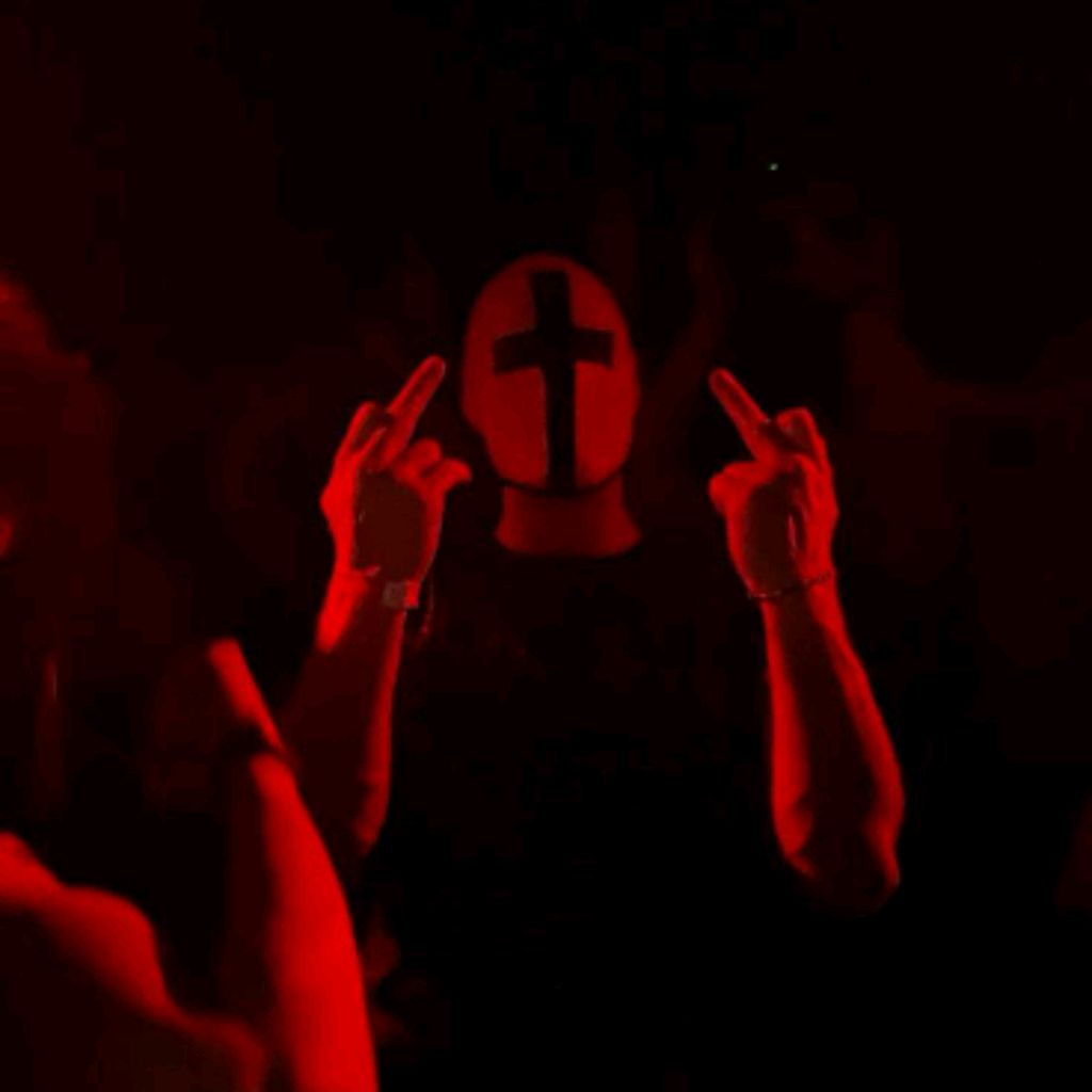 𝕳𝖔𝖑𝖞 𝕻𝖗𝖎𝖊𝖘𝖙