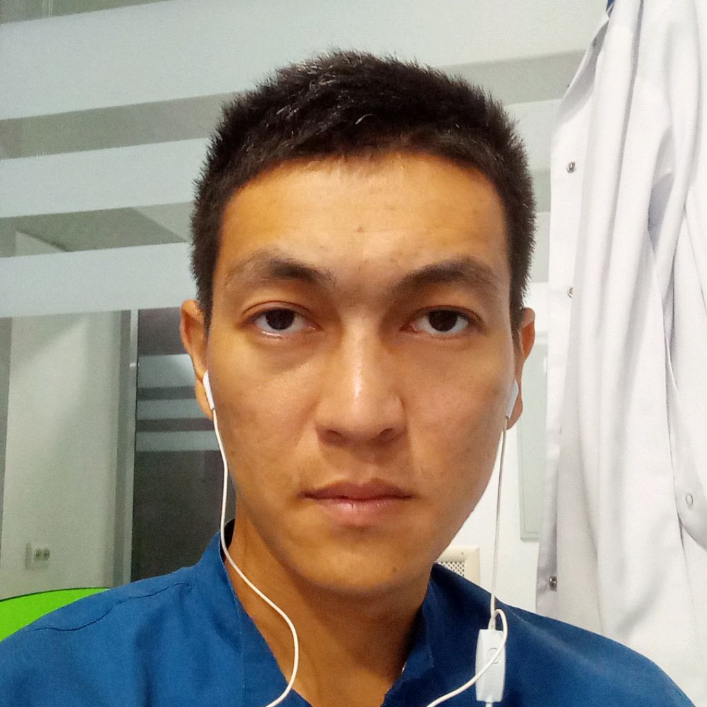 Айбек Укибаев