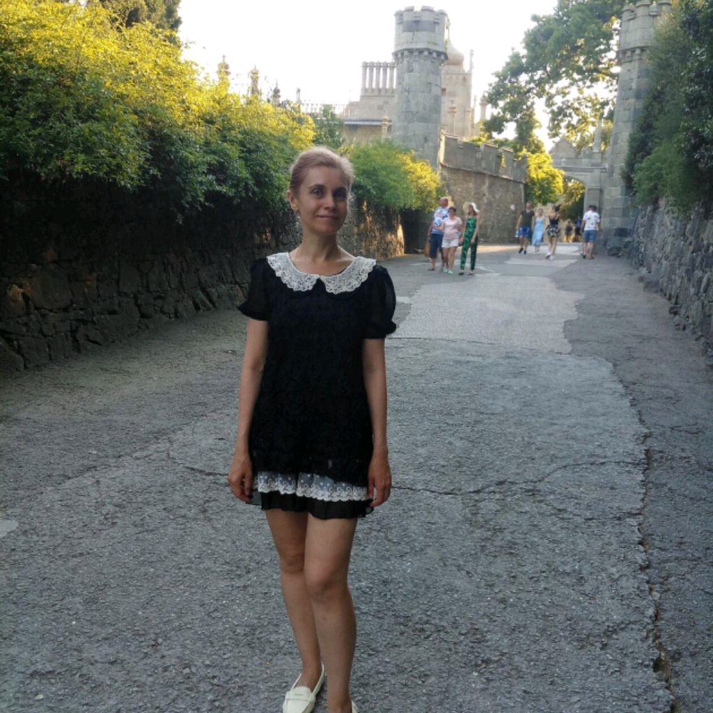 Elena Lenochka
